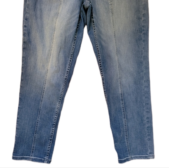 WHBM Extra High-Rise Jeans w Seam Detail Size 12 - Picture 6 of 10